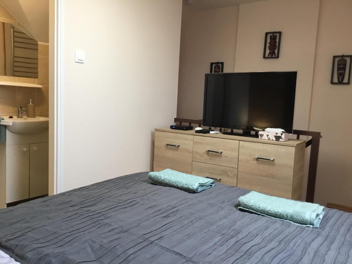 Kincsem Apartman Eger Exteriör bild